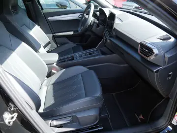 Formentor VZ5 2.5 TSI 4Drive PANO+ACC+KAMERA+SHZ