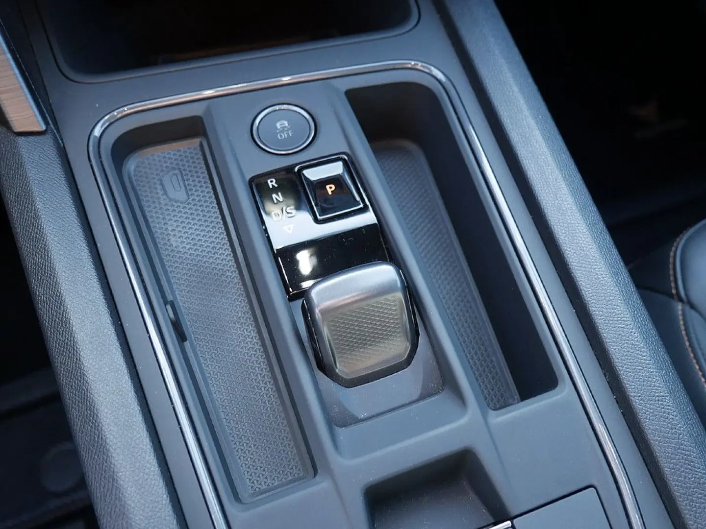 Formentor VZ5 2.5 TSI 4Drive PANO+ACC+KAMERA+SHZ