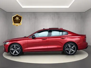 S60 ULTIMATE DARK*AWD*360° KAMERA*LED*HARMAN*