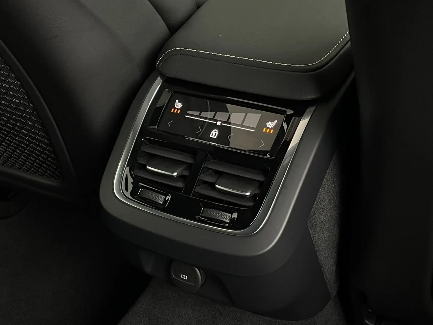 S60 ULTIMATE DARK*AWD*360° KAMERA*LED*HARMAN*
