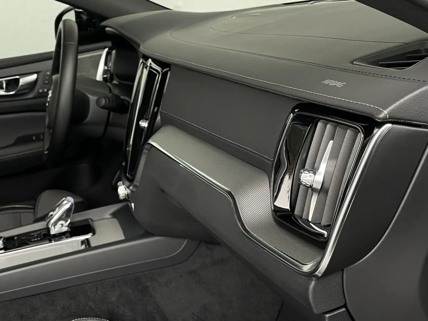 S60 ULTIMATE DARK*AWD*360° KAMERA*LED*HARMAN*