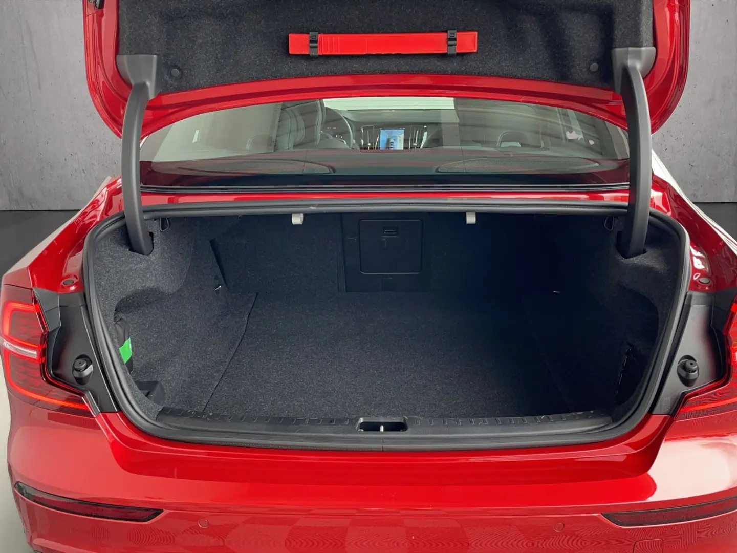 S60 ULTIMATE DARK*AWD*360° KAMERA*LED*HARMAN*