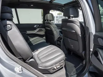 X7 xDrive 40i M-Sport STANDHZG+AHK+AUTOBAHNASSIS