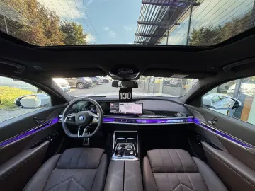 750e xDrive M Sport AHK PANO-SKY Massage Aut.Tür