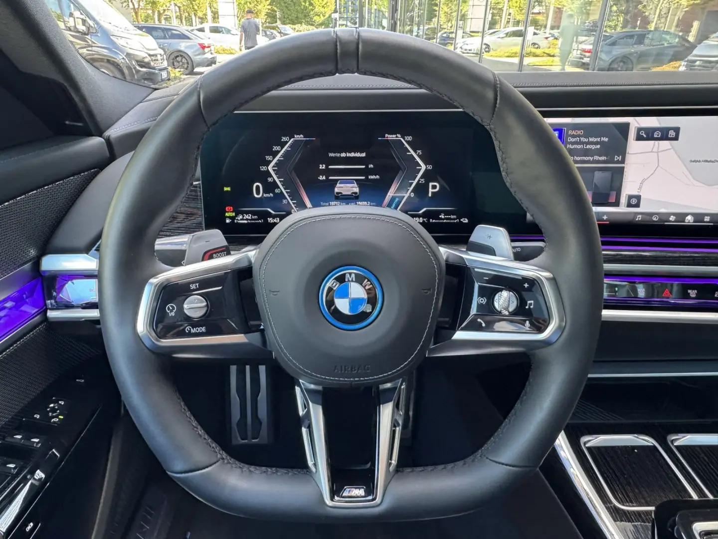 750e xDrive M Sport AHK PANO-SKY Massage Aut.Tür