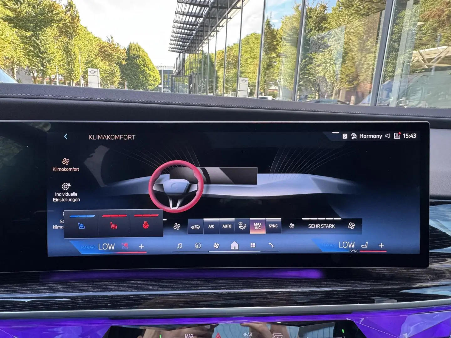 750e xDrive M Sport AHK PANO-SKY Massage Aut.Tür
