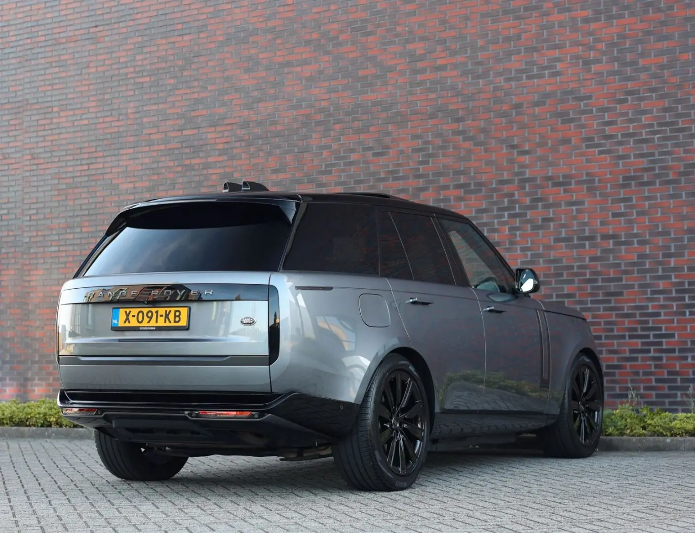 Range Rover P510e HSE | AHK - Clear Sight - HUD