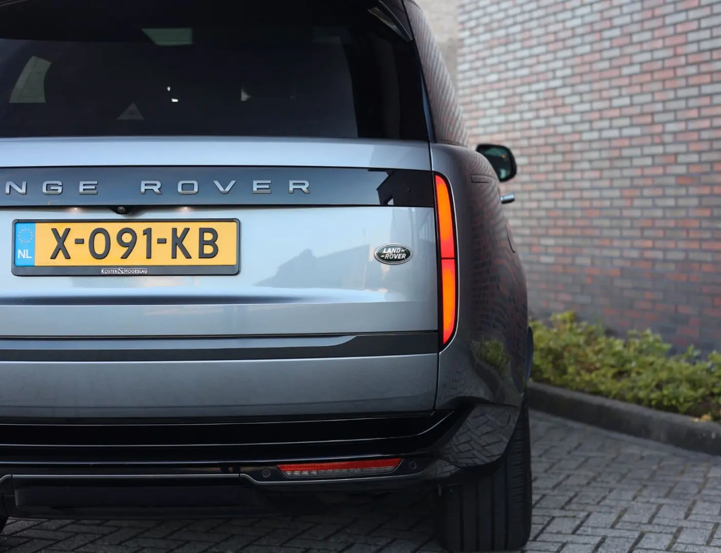 Range Rover P510e HSE | AHK - Clear Sight - HUD