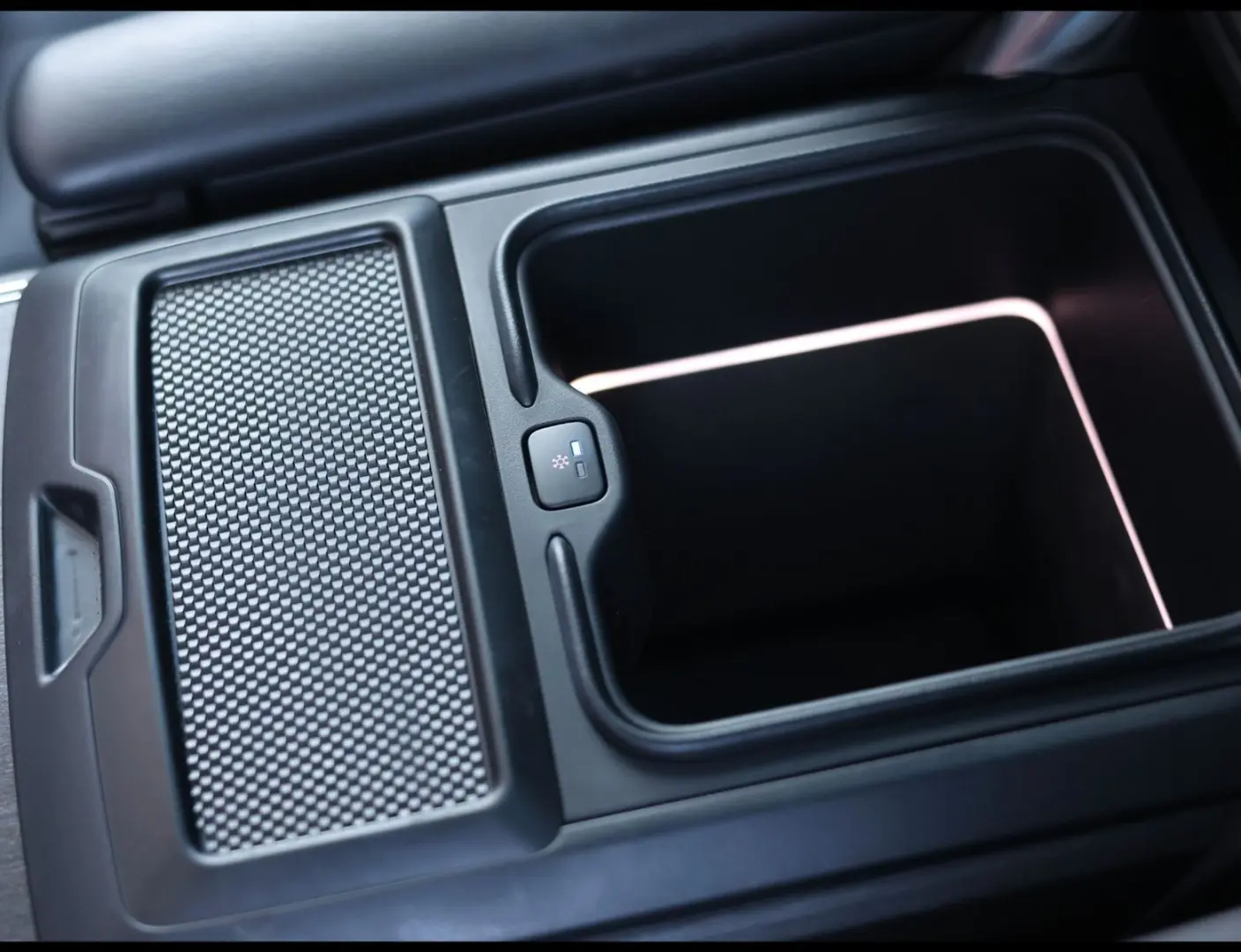 Range Rover P510e HSE | AHK - Clear Sight - HUD