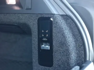 Range Rover P510e HSE | AHK - Clear Sight - HUD