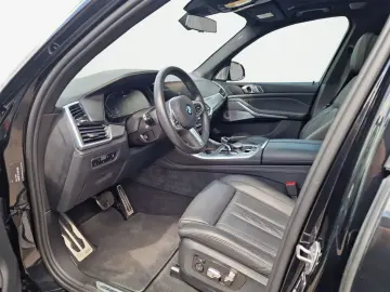 X5 xDrive45e