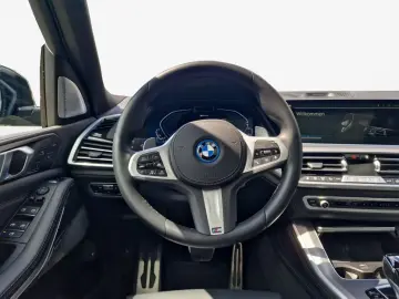 X5 xDrive45e