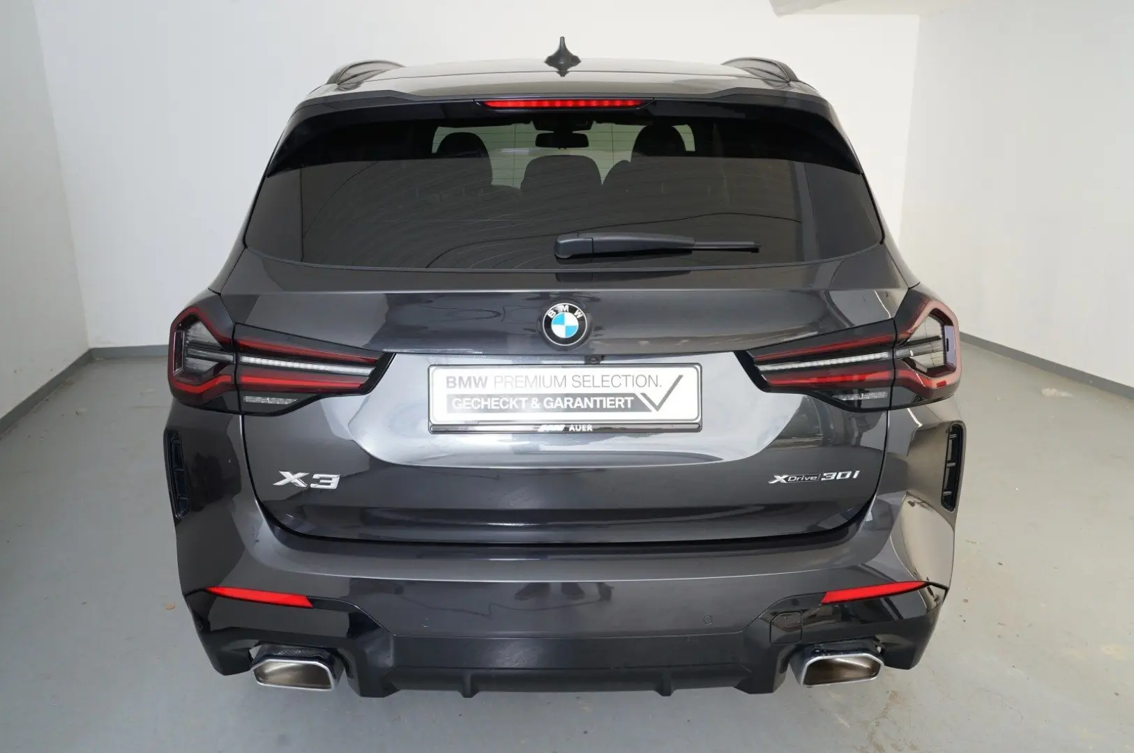 X3 xDrive 30i (M-Sport Navi LED AHK Pano H/K)