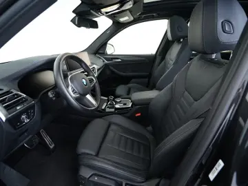 X3 xDrive 30i (M-Sport Navi LED AHK Pano H/K)