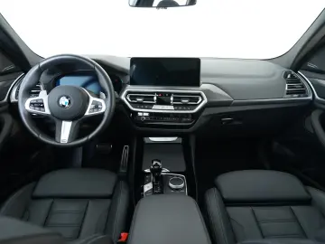 X3 xDrive 30i (M-Sport Navi LED AHK Pano H/K)