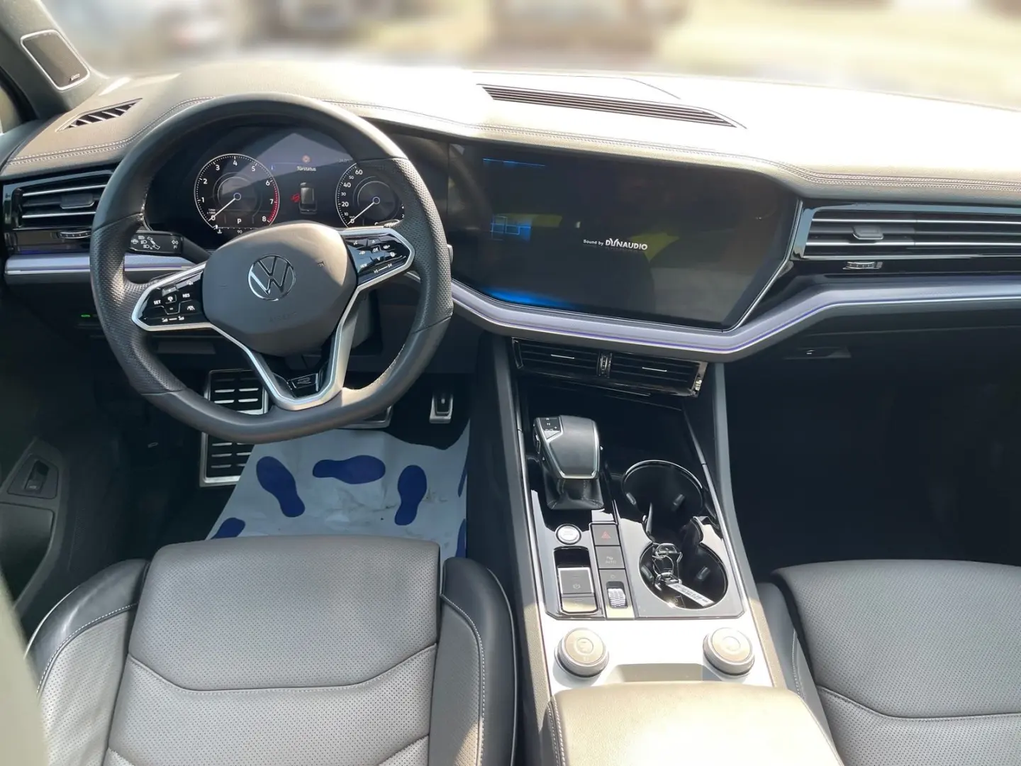 Touareg R-Line HUD*PANO*LEDER*AHK*MATRIX*STANDHE