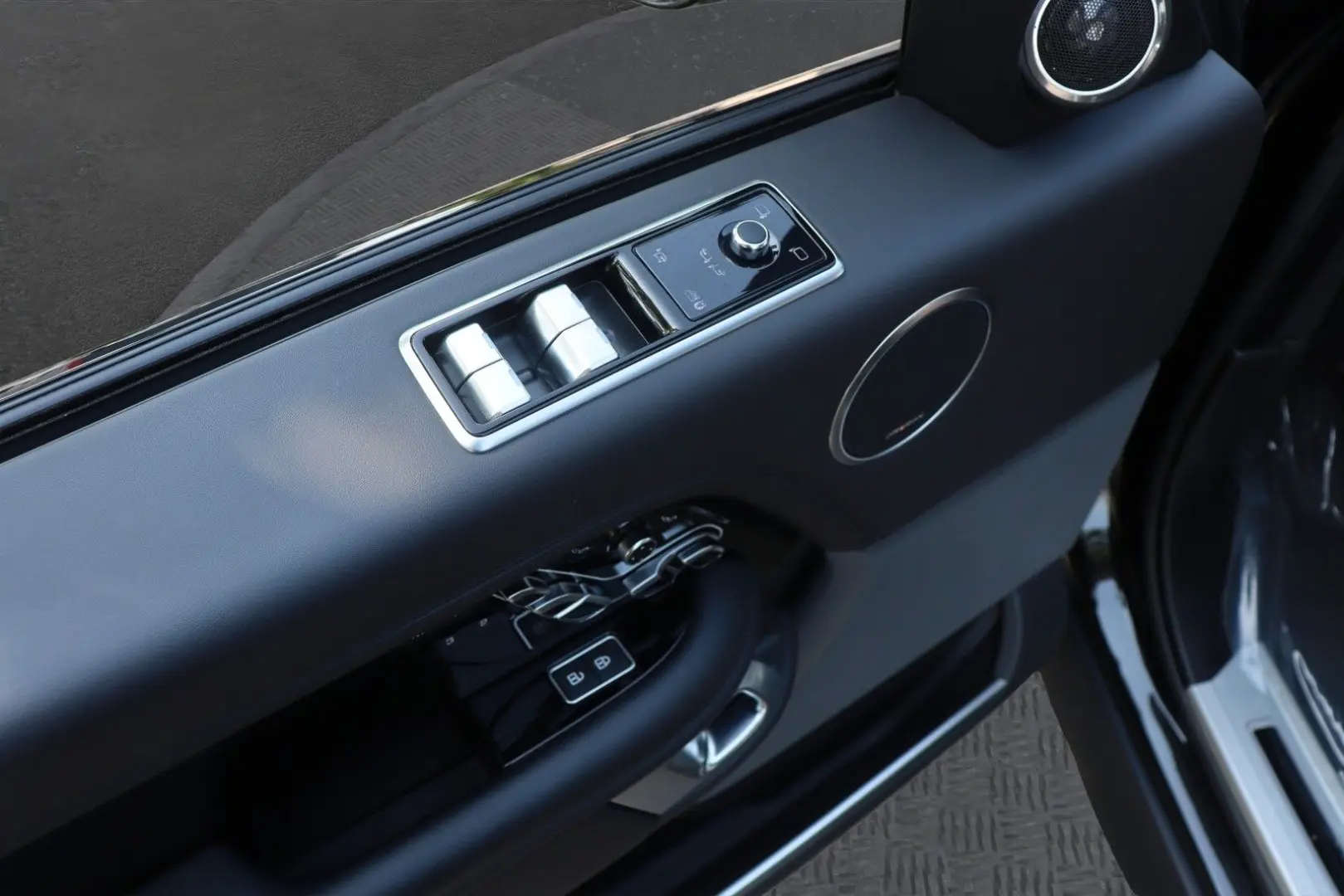 Range D350 AUTOB.FIFTY*VOLL*PIXEL*22