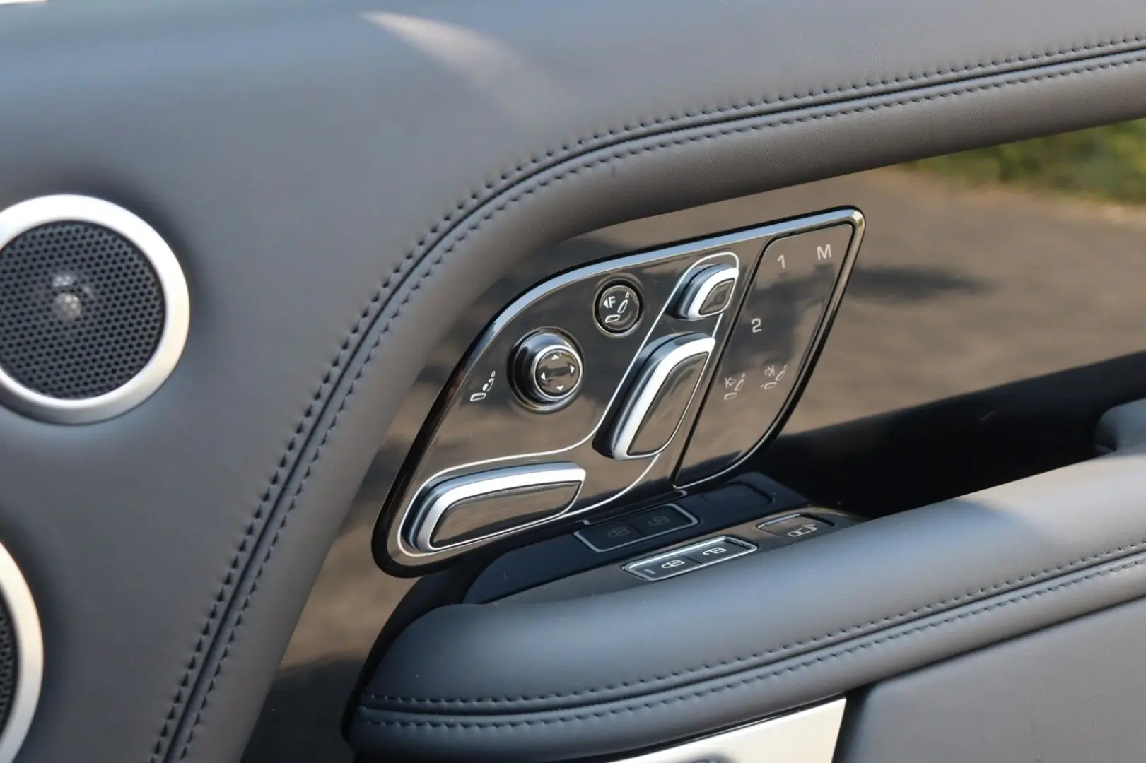Range D350 AUTOB.FIFTY*VOLL*PIXEL*22