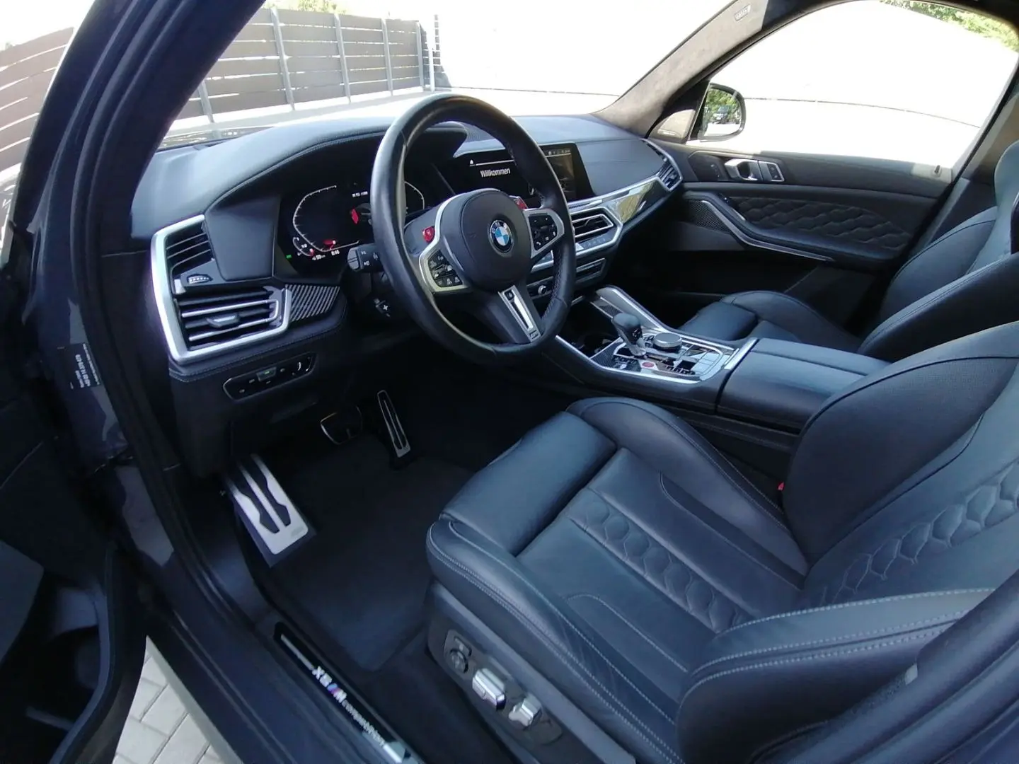 X5 M Competition HUD AD AHK Panodach Navi Leder