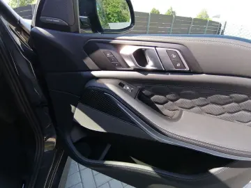 X5 M Competition HUD AD AHK Panodach Navi Leder