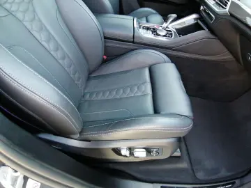 X5 M Competition HUD AD AHK Panodach Navi Leder