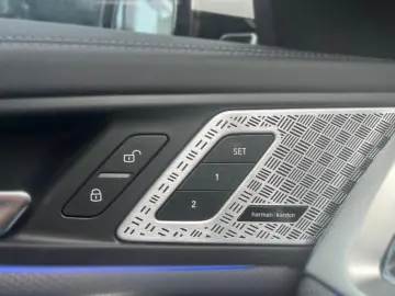 X1 sDrive18d M Sport LiCoPro PA+ HUD Memory AHK