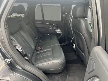 Range Rover HSE P460e,PanoSD,ShadowP,AHK,ClearSi