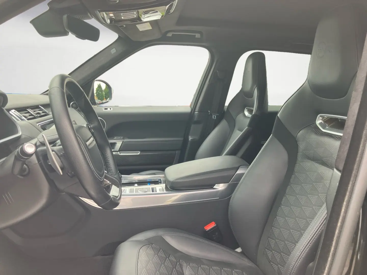 Range Rover Sport P575 V8 Sitzkühlung AHK Meridi