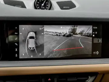 Porsche Cayenne E-Hybrid*AFIȘAJ PASAGER*