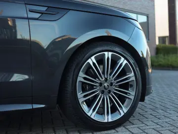 Range Rover Sport P460e HSE | AHK - 1. hand
