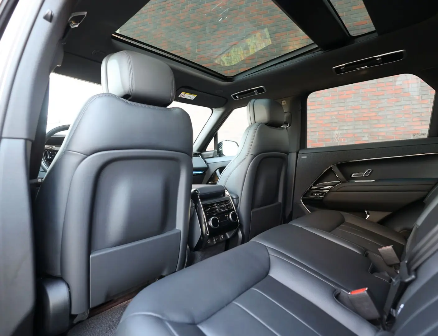 Range Rover Sport P460e HSE | AHK - 1. hand