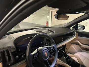 Porsche Cayenne  Facelift Nou