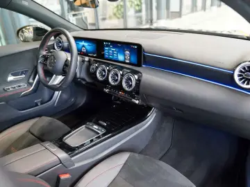 A 180 d AMG Line Panorama CarPlay Rückfahrkamera