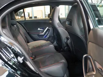 A 180 d AMG Line Panorama CarPlay Rückfahrkamera