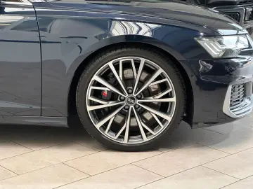 S6 TDI quattro tiptr. Avant Navi*Matrix*HUD*B&O