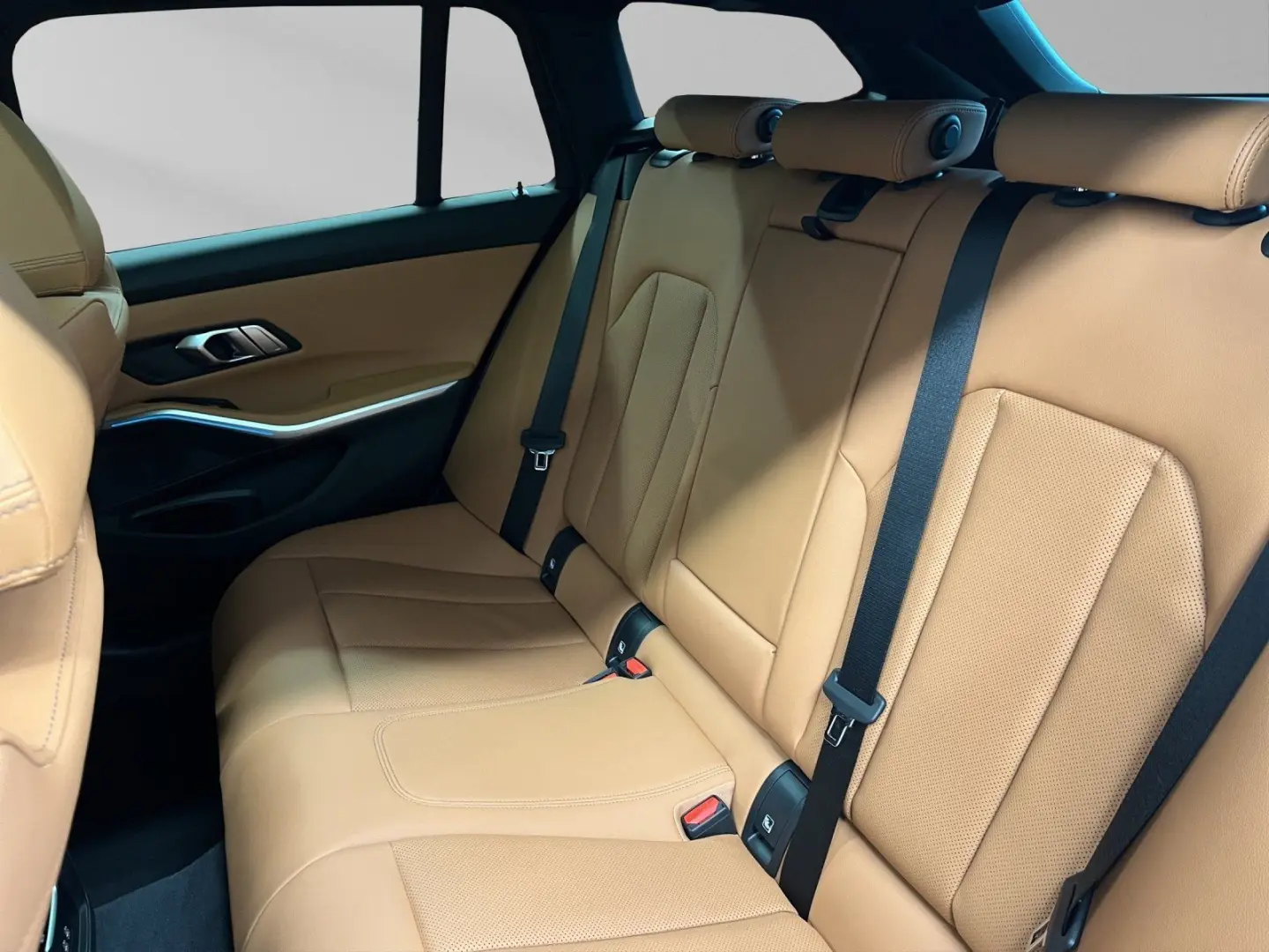 330e Touring M Sport 19