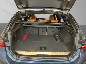 330e Touring M Sport 19