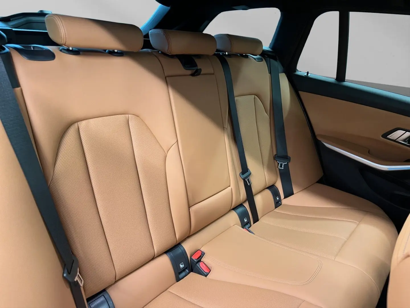 330e Touring M Sport 19