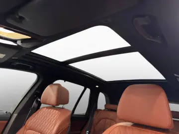 X5 M60i PRO AdLED DAPr Pano SoftCl 360° H/K 22