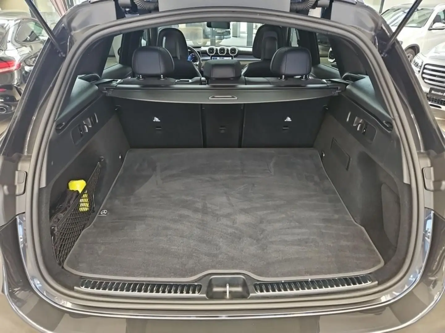 GLC 300 4M AMG AHK ACC Pano Memo HUD LED Burm.