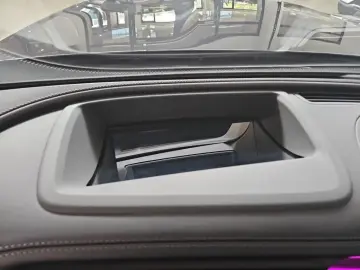 GLC 300 4M AMG AHK ACC Pano Memo HUD LED Burm.