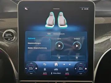 GLC 300 4M AMG AHK ACC Pano Memo HUD LED Burm.