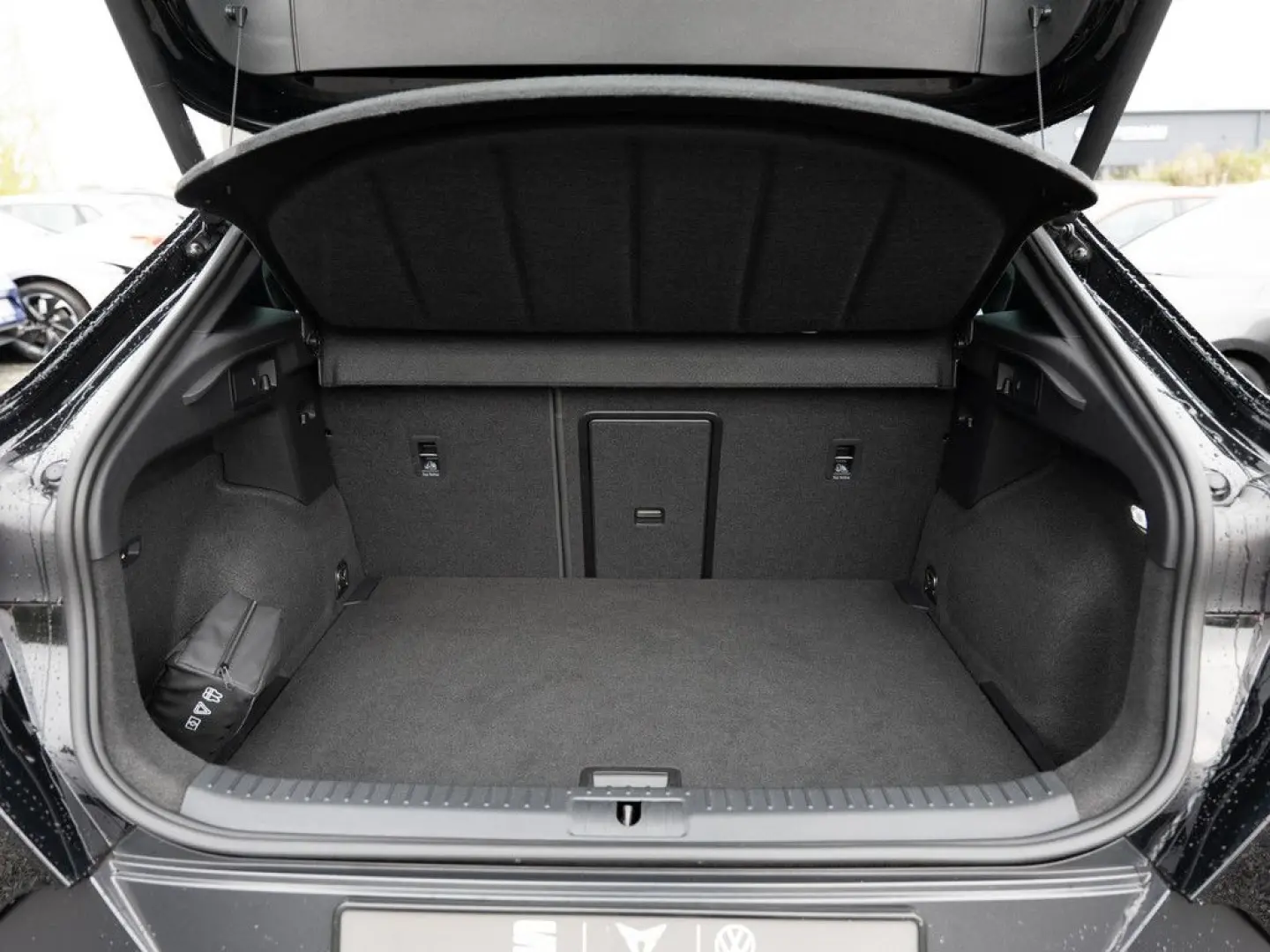 Formentor 2.0 TSI VZ Tribe Edition 4Drive PANO