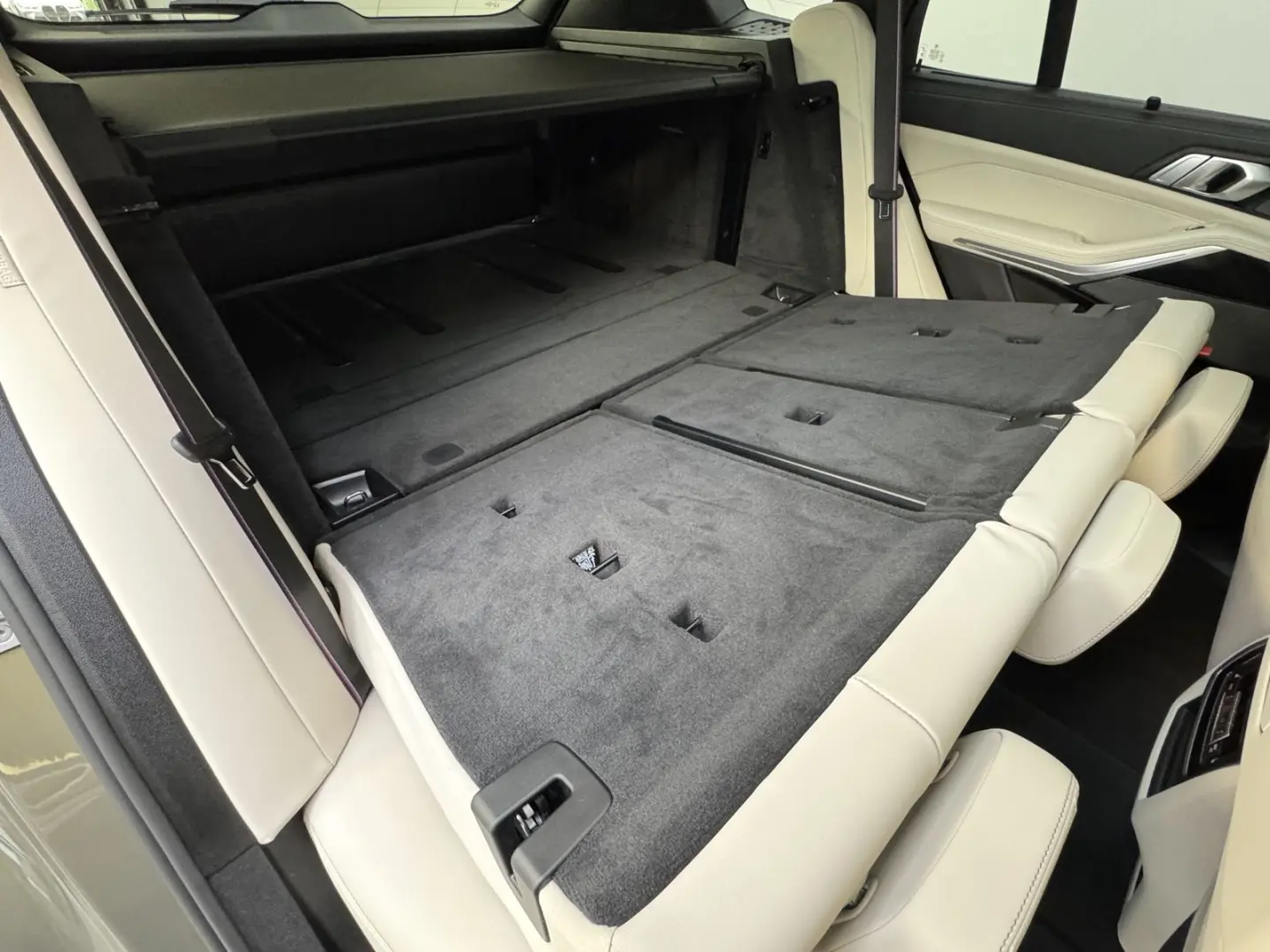 X5 xDr30d M Sport Pro Individual Sky 22