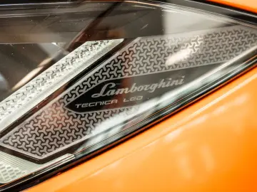 PearlCapsule*NOVITEC*CARBON*AKRAPOVIC*FULL OPT!!
