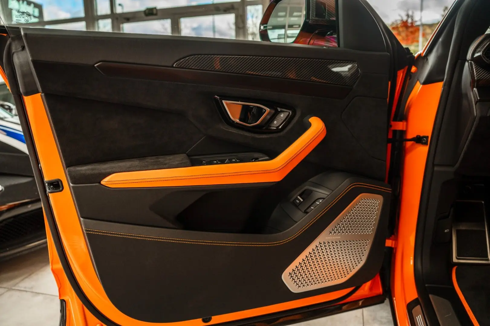 PearlCapsule*NOVITEC*CARBON*AKRAPOVIC*FULL OPT!!