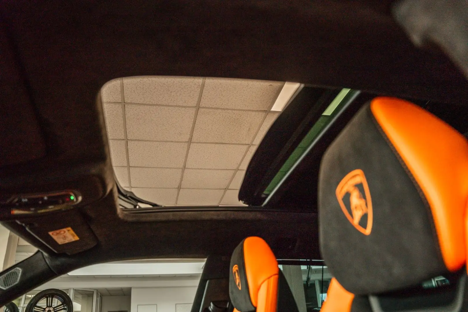 PearlCapsule*NOVITEC*CARBON*AKRAPOVIC*FULL OPT!!