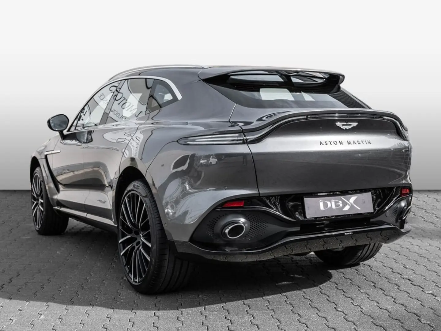 DBX Magnetic Silver