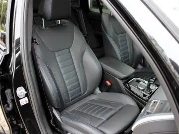 X3 M40i / LASER /PANORAMA /AHK /H&K /M FAHRWERK
