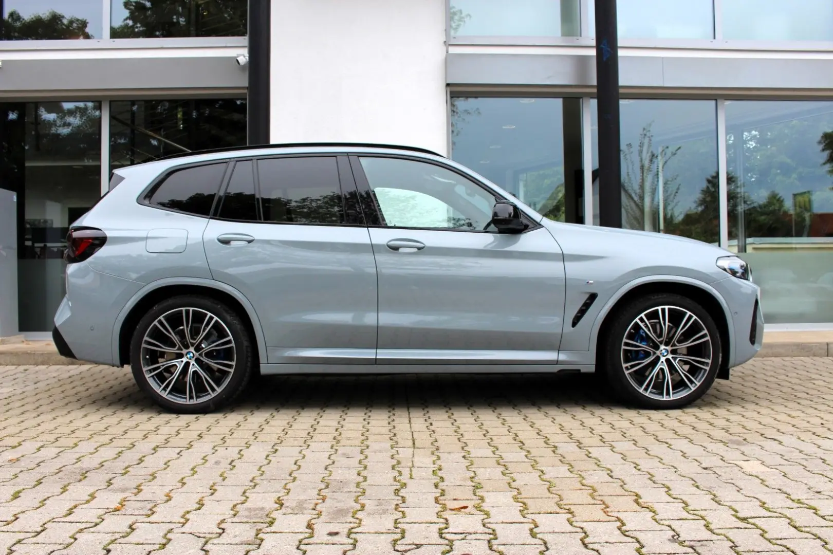 X3 M40i / ADAPT. M FAHRWERK / LASER / AHK / H&K